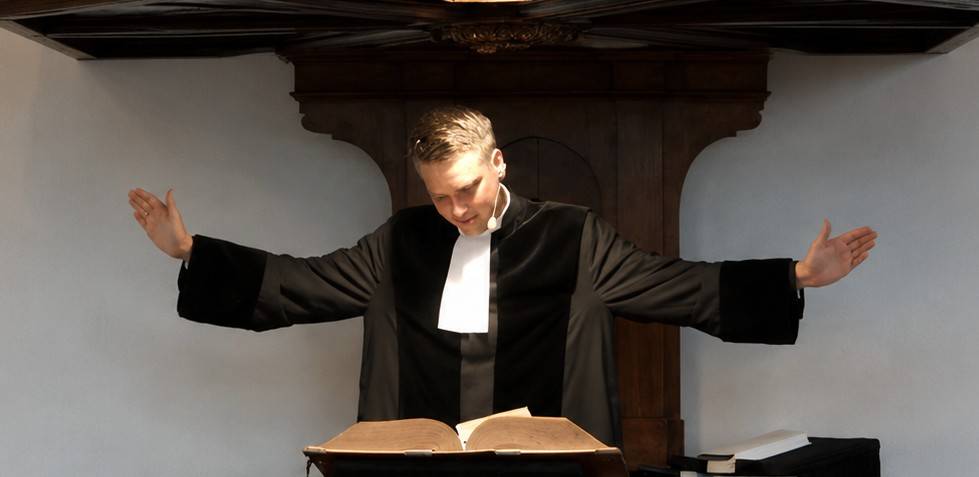 Dominee Leon van den Dool