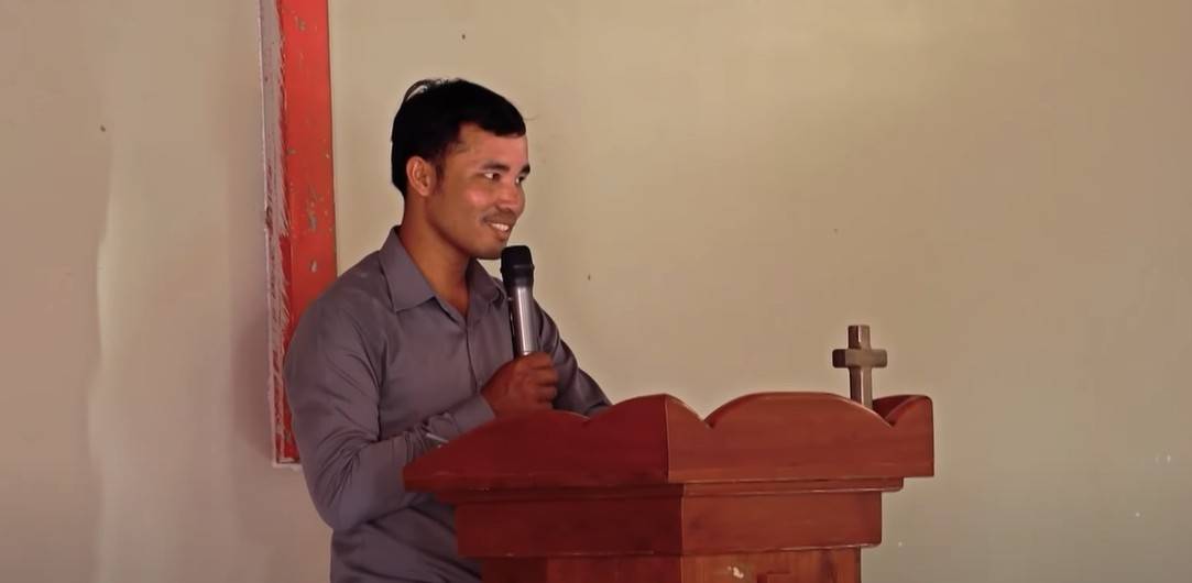 pastor Khon Khan