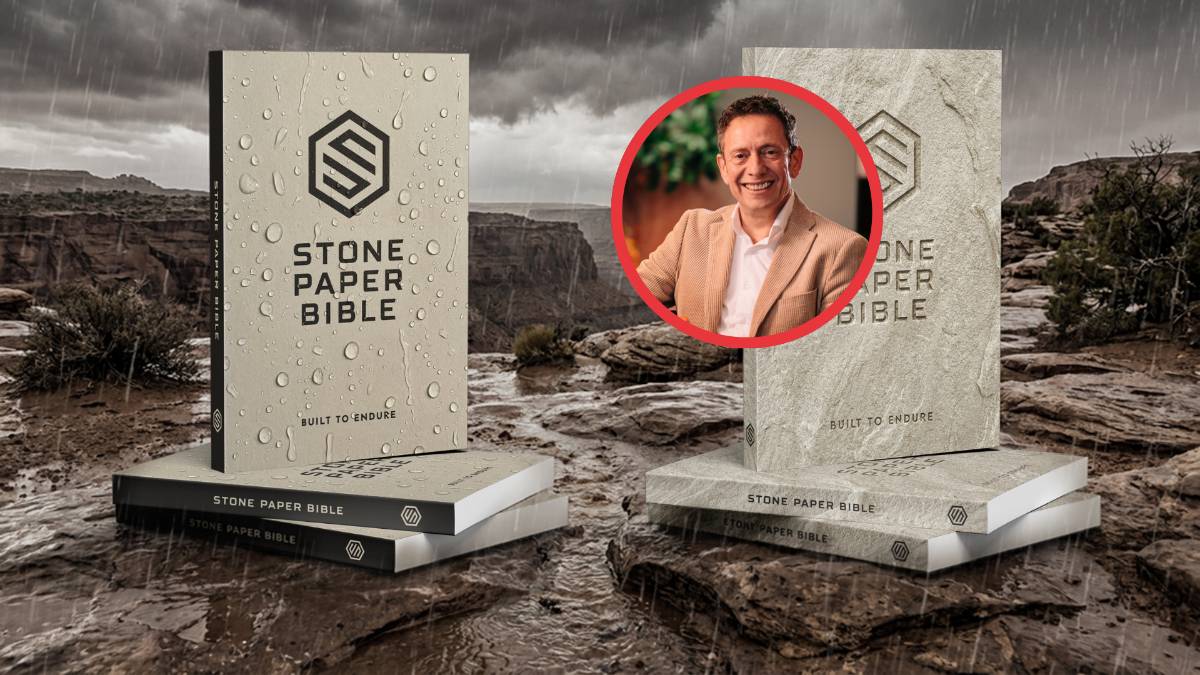 Stone Paper Bible/Inzet: Cees Scholten