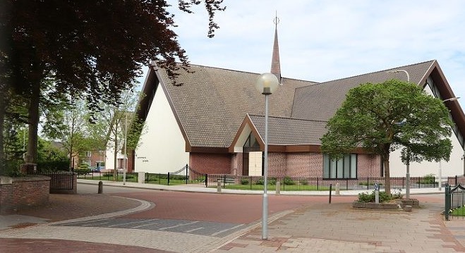 'Ds. Bredeweg start nieuwe kerk in Kruiningen na kerkruzie' - cvandaag.nl
