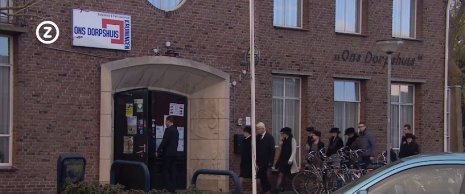 Kruiningen: 150 mensen bij eerste dienst ds. Bredeweg - cvandaag.nl