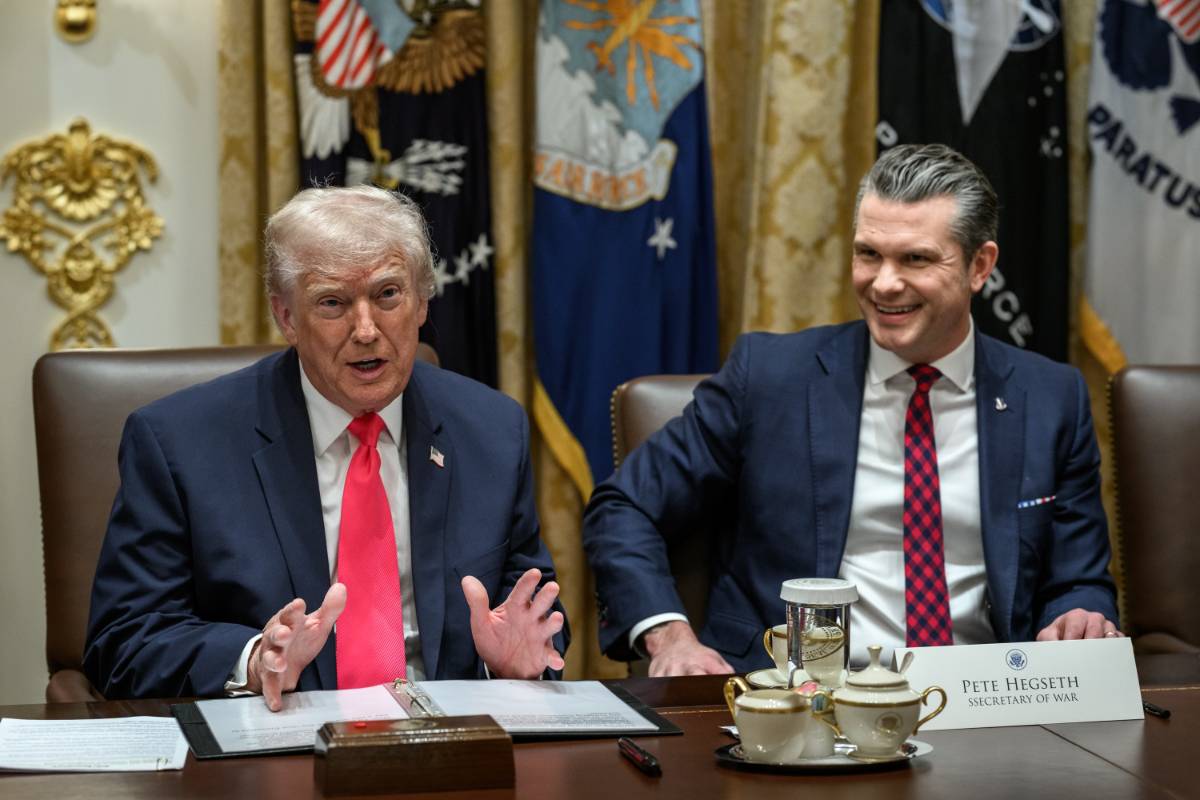 Donald Trump en Pete Hegseth
