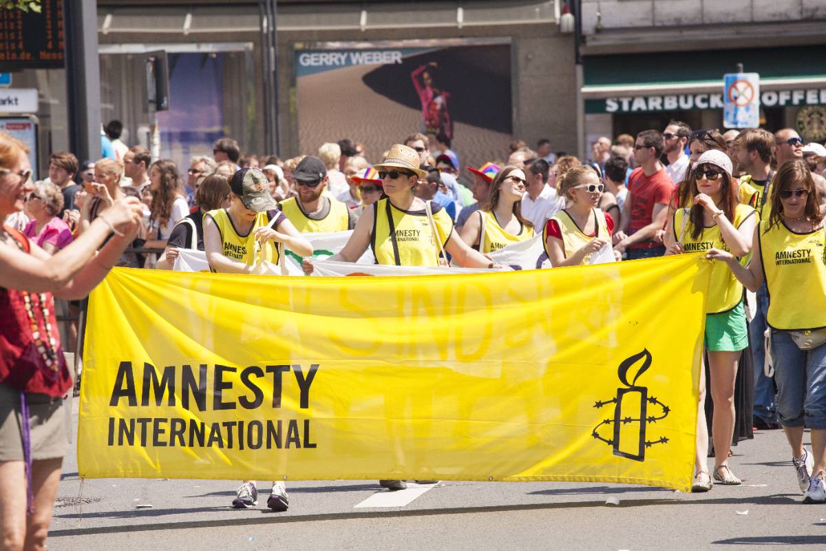 Aanhangers/demonstranten Amnesty International