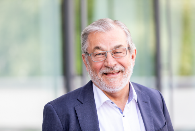 Prof. dr. Johannes Reimer
