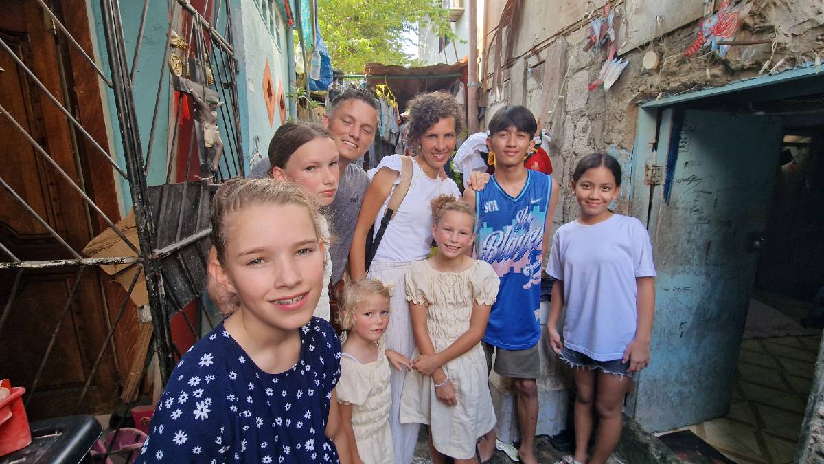 Familie Stam op de Filipijnen Familie Stam op de Filipijnen