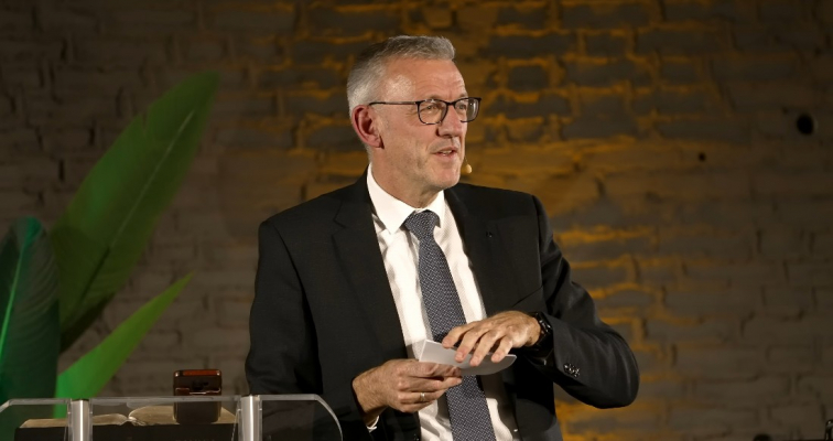 Komen tot Jezus: hoe gaat dat in z’n werk? Ds. M. Messemaker antwoordt