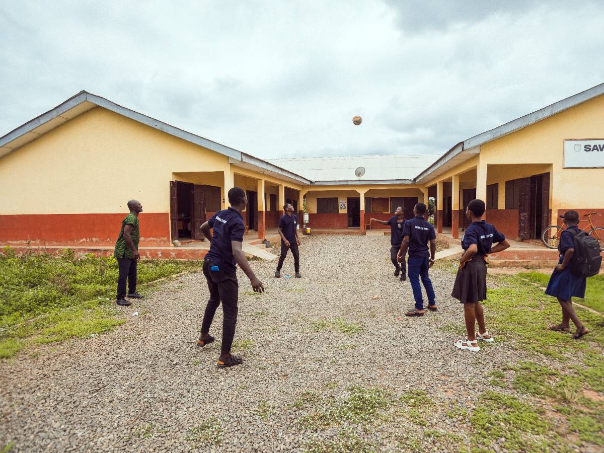 Geen school door regen in Ghana
