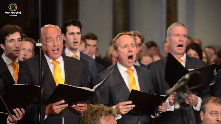 Dominees roepen collega's op om na de kerkdienst een couplet uit het