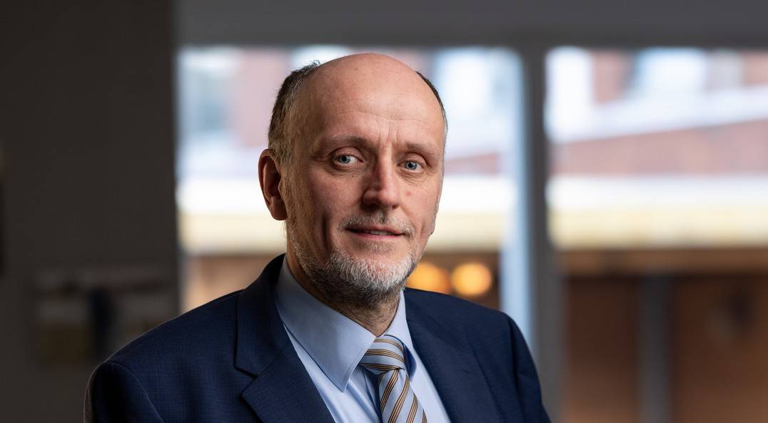 Henk van den Belt Henk van den Belt