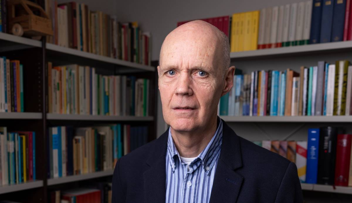 Dr. Bert Loonstra