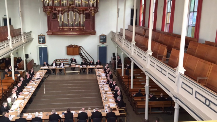 'Ik wil dominee worden maar uit onze gemeente wordt niemand aangenomen