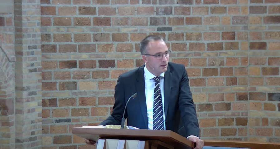 Ds. S. P. Roosendaal Ds. S. P. Roosendaal