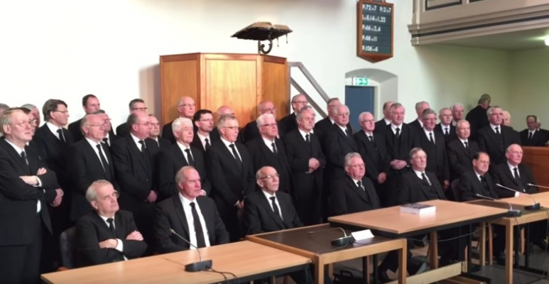 Ds. J. Roos betreurt dat GerGem onderscheid beloften handhaaft