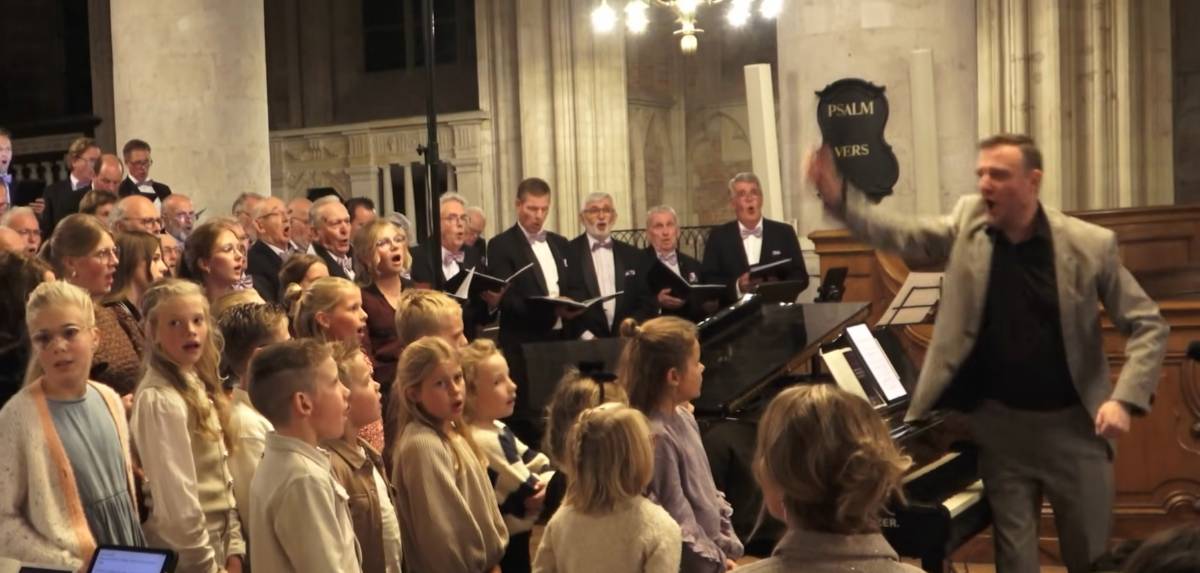 Christelijk Kamper Mannenkoor D. E. V. Christelijk Kamper Mannenkoor D. E. V.