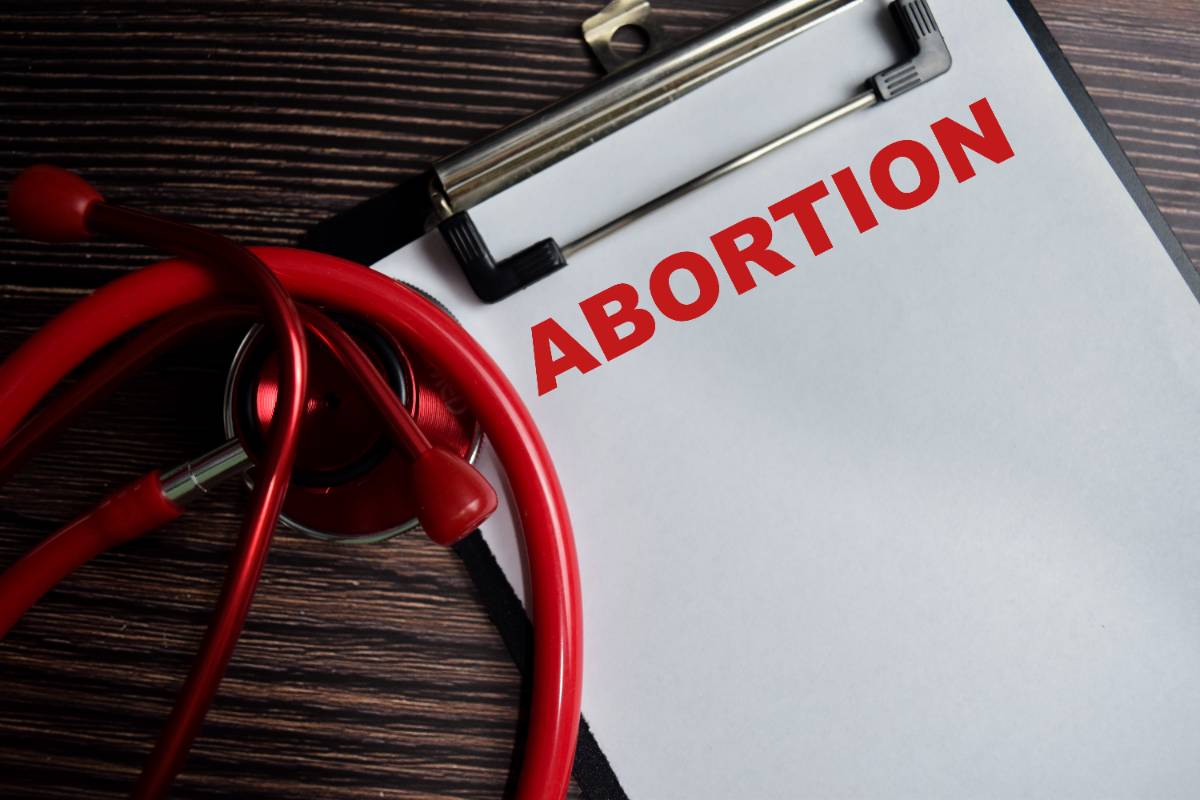 Schotse kerkleiders bezorgd over forse stijging van aantal abortussen kerkleiders bezorgd over forse stijging van aantal abortussen