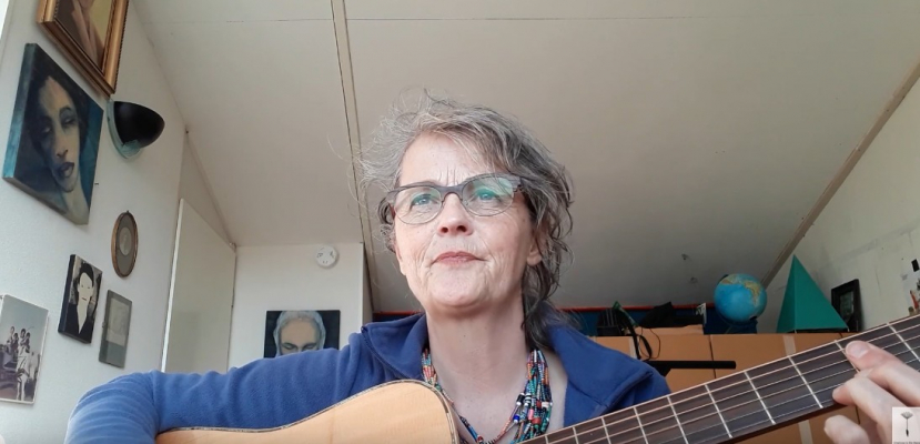 maak-even-tijd-voor-de-coronabluesgospelsong-van-jolanda-brouwer